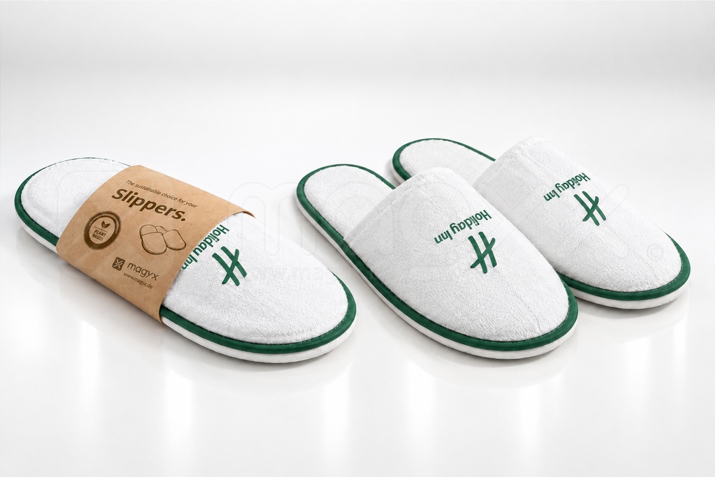 Holiday Inn Classic Closed-Toe Slippers