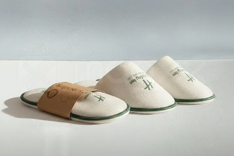 [0,95€] Zapatillas Classic Holiday Inn de punta cerrada